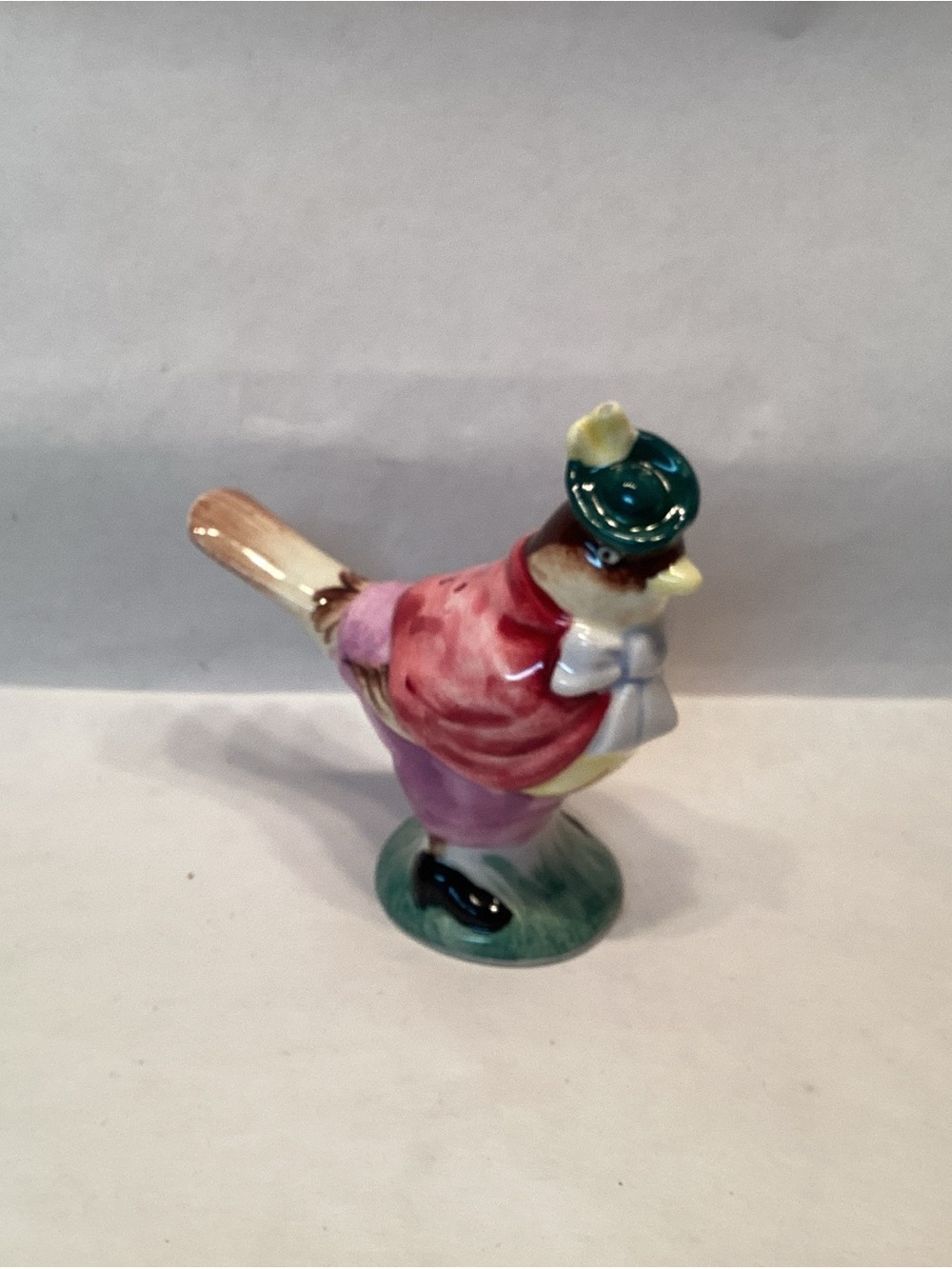 Single Anthropomorphic Bird Salt or Pepper Japan Sparrow Hat Cloak Shoes NOS